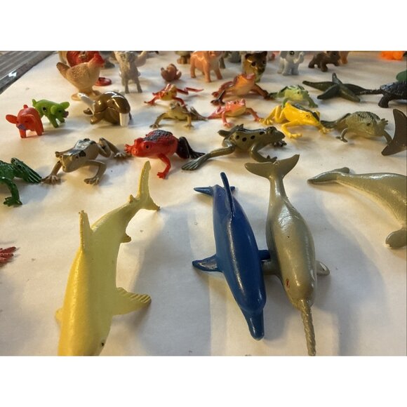74 Lot mini Animal Toys Sharks Crab Frogs Turtles Farm Safari Fish Cats Dogs - Picture 2 of 16